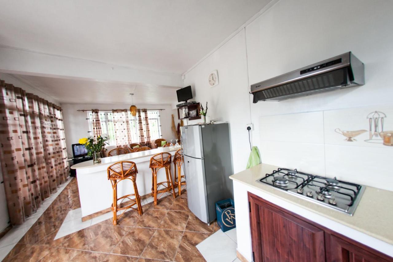 Suntoo Villa Wind & Kitesurf Accommodation La Gaulette Εξωτερικό φωτογραφία